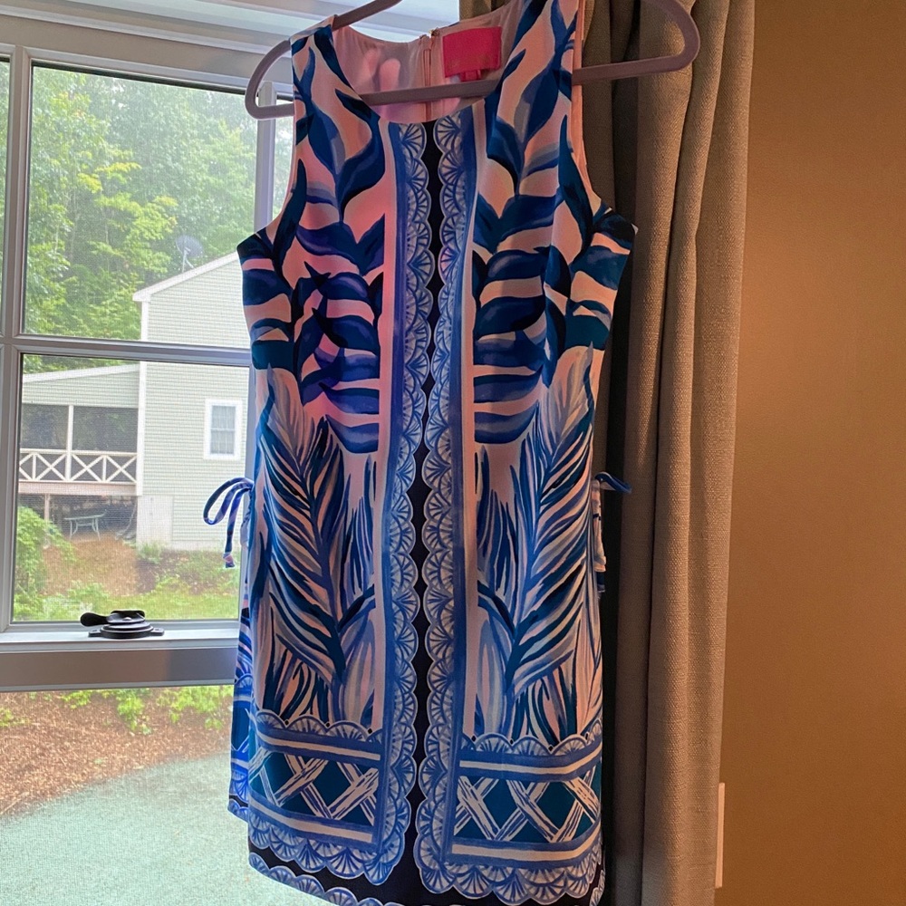 Donna romper heat wave. Size 4
